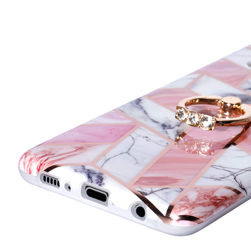 Marble case with ring